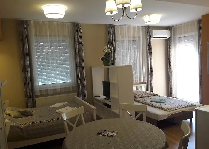 Apartment Orchidea Eger