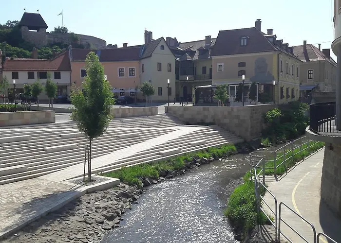 Orchidea Apartment Eger